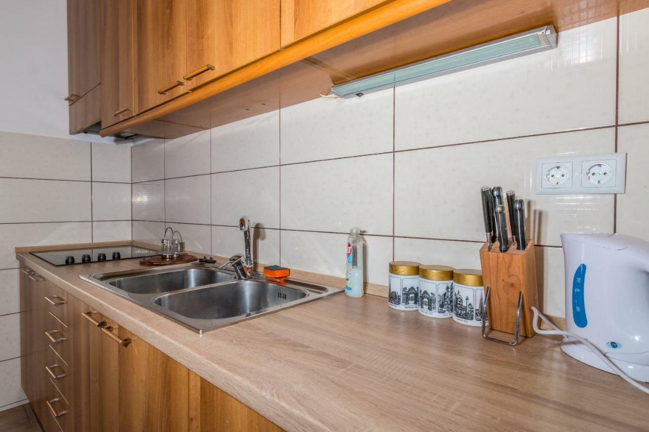 Apartman Sare 茨里克韦尼察 外观 照片